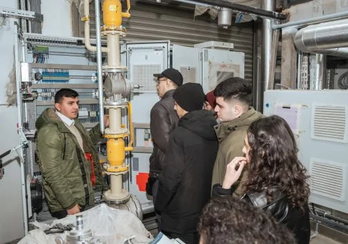 PMD Projects tələbələr &uuml;&ccedil;&uuml;n Scandens PI zavoduna sahə gəzintisini təşkil etdi