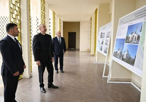 Hadrut qəsəbəsində inşa edilmiş məscidin a&ccedil;ılışı olub