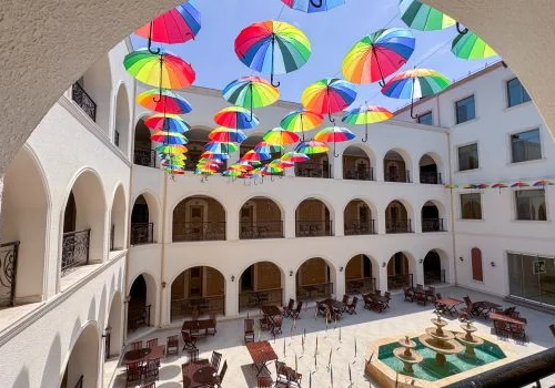 QƏBƏLƏ KARVANSARAY OTELİ