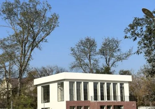 NİZAMİ GƏNCƏVİ PARKI